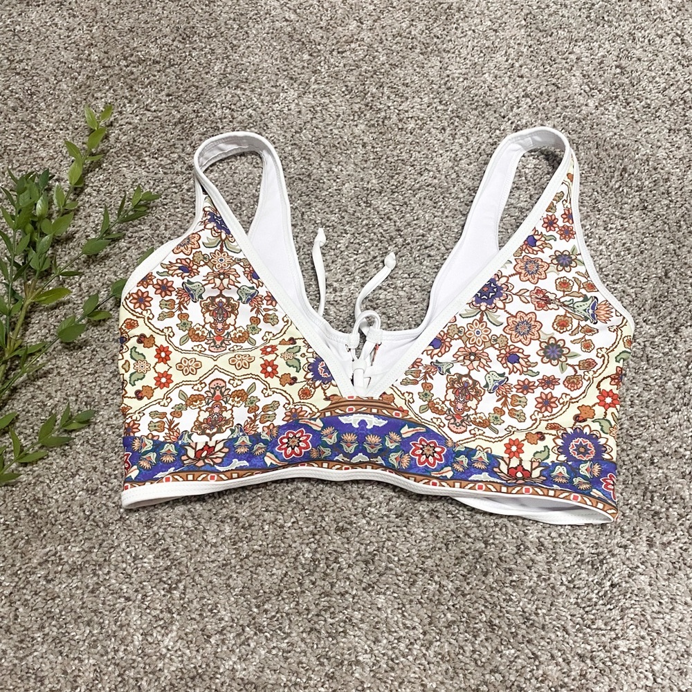 SHEIN Multicolor Floral Swim Top
